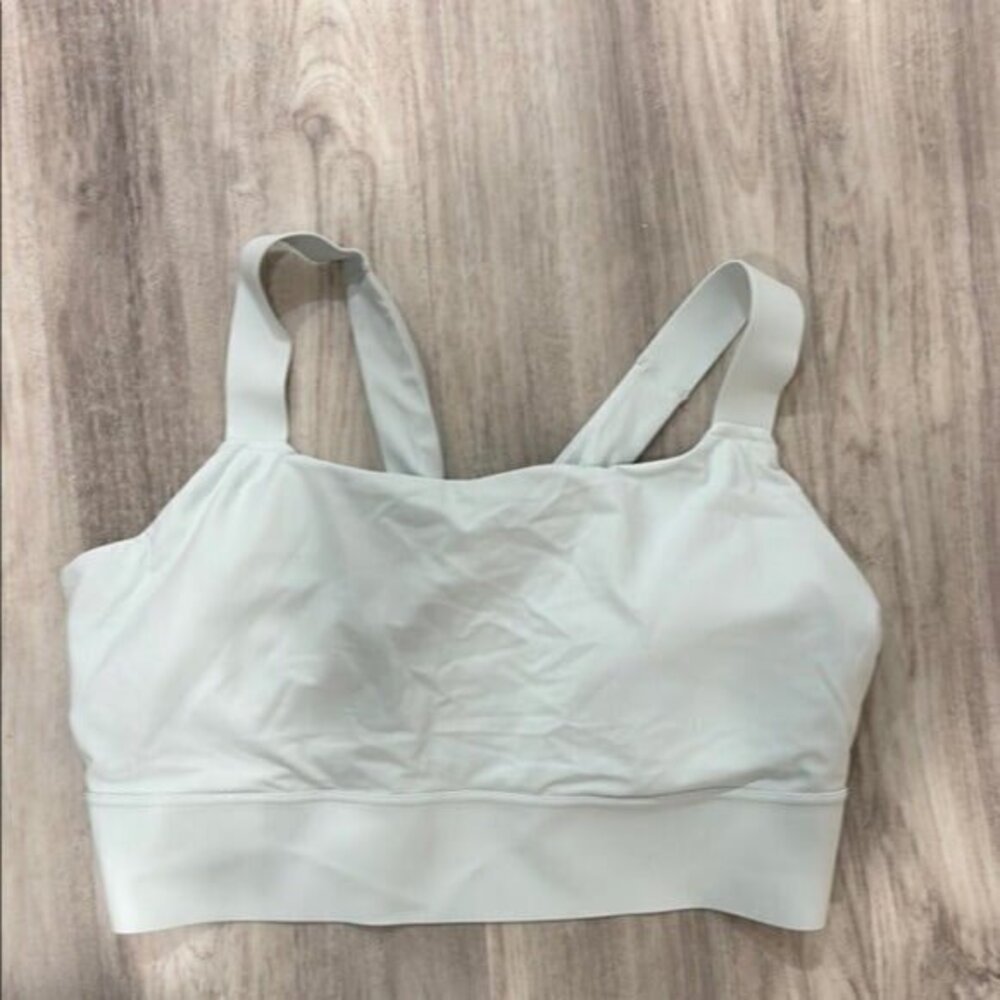 Athleta white and light green bra size 3X Women's Sports Bra  large bande